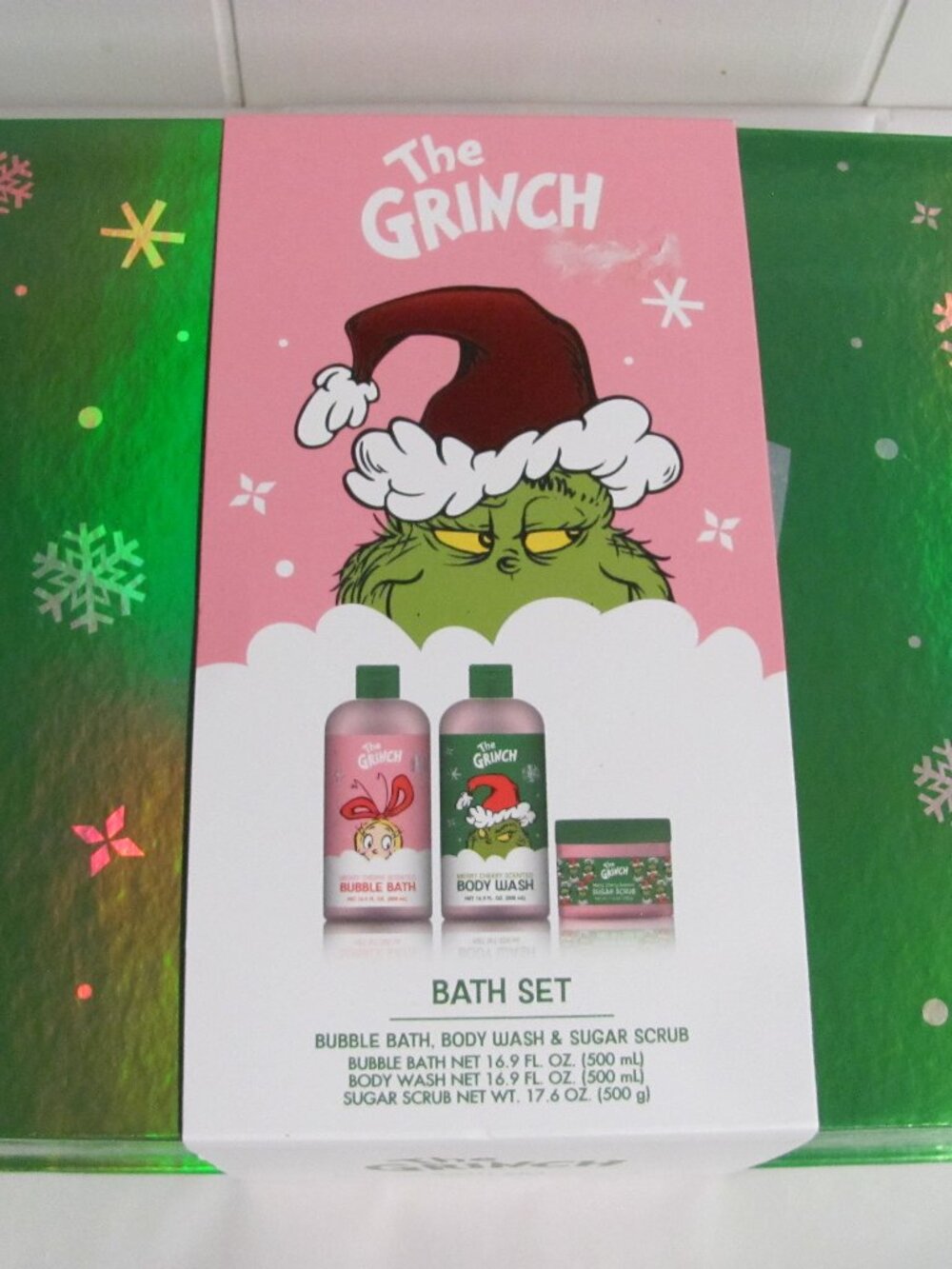 GRINCH  3 PIECE BATH SET NIP